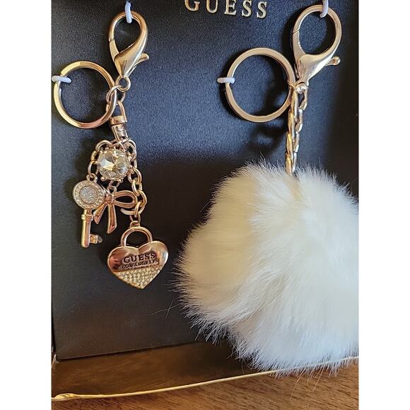 Guess White Furry Keychain Set - Picture 5 of 8